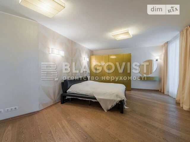 Sale of 3-room apartment 171.7 sq. m. on Sribnokilska 2A street • I