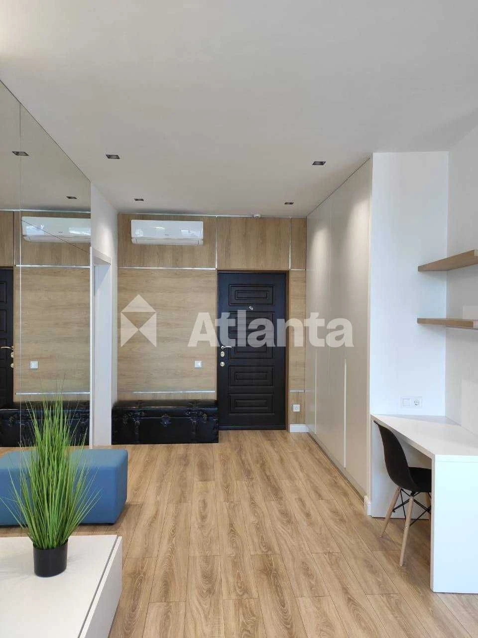 1-кімнатна квартира 65.6 м² у Одесса