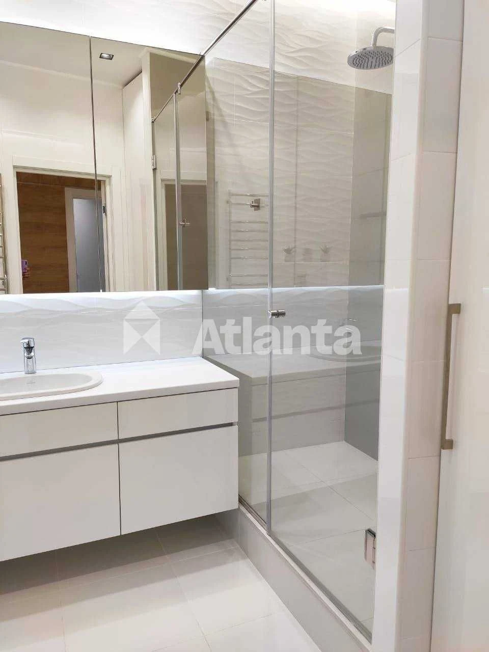 1-кімнатна квартира 65.6 м² у Одесса