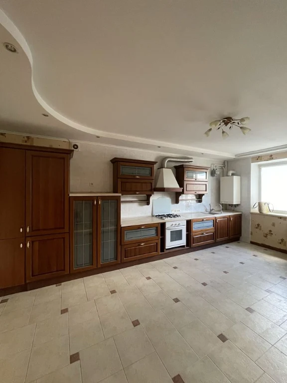 Apartment for sale by the sea.