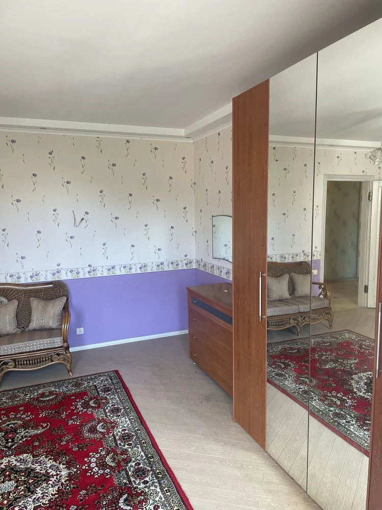 Apartment for sale by the sea.