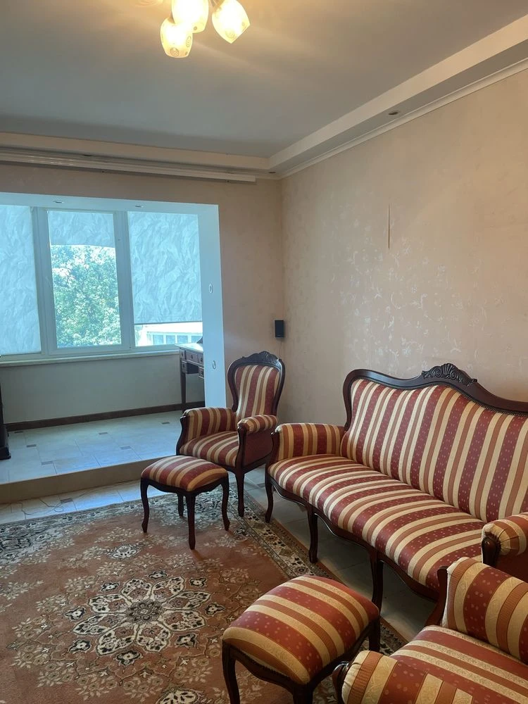 Apartment for sale by the sea.