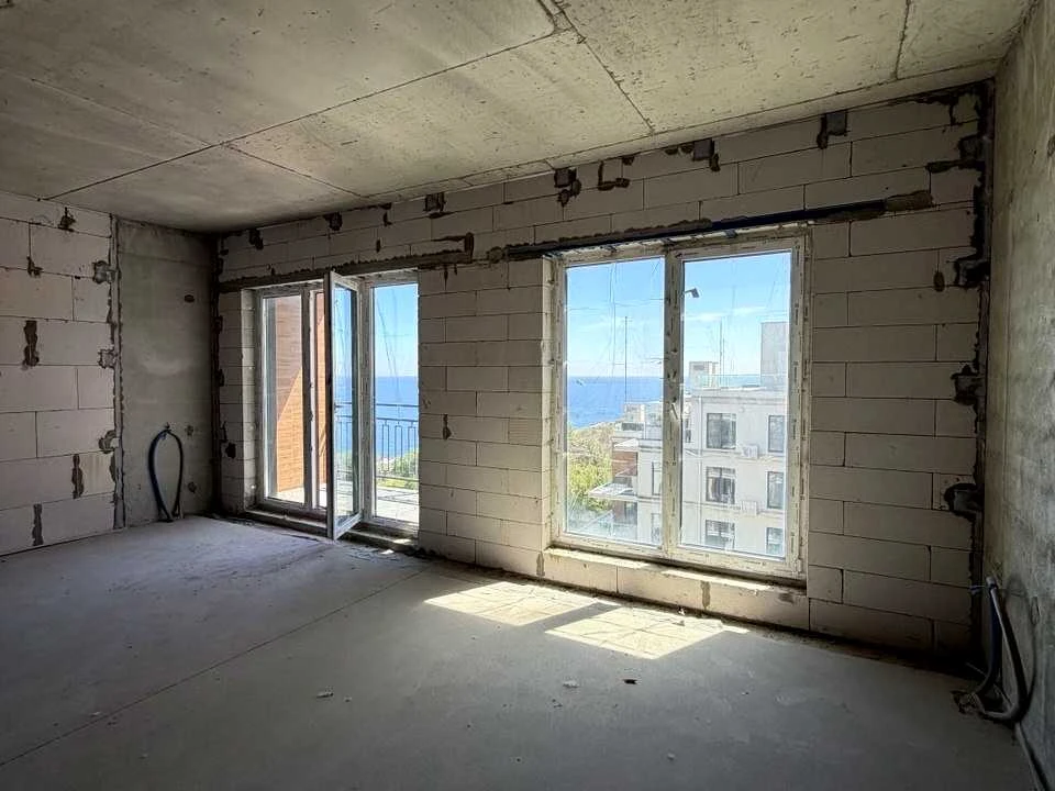 Apartment. Mayachny Prospect, Odesa