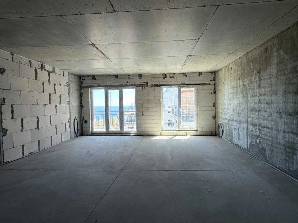 Apartment. Mayachny Prospect, Odesa