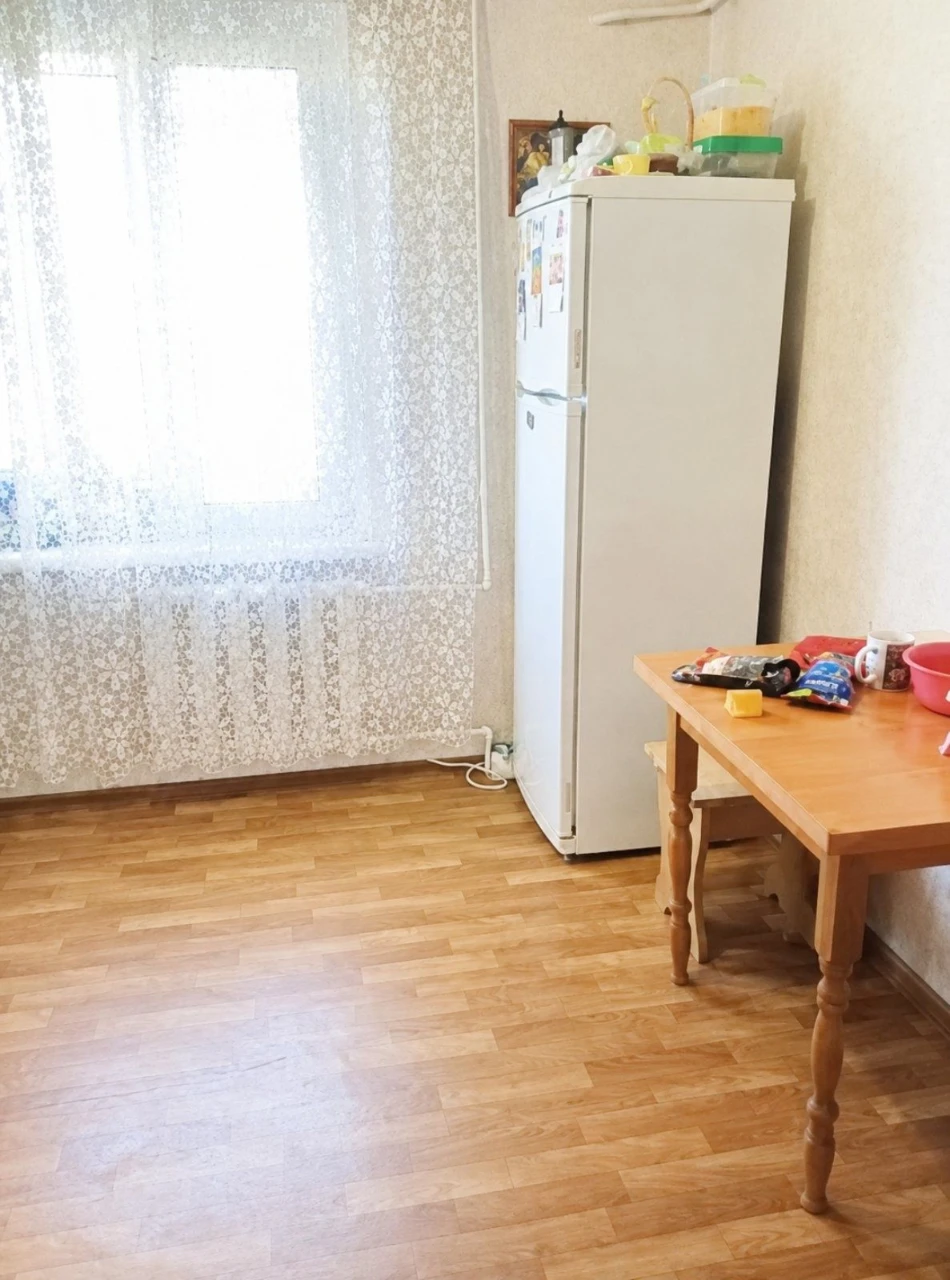 Продається 1-кімнатна квартира на проспекті Визоцького – вигідно!