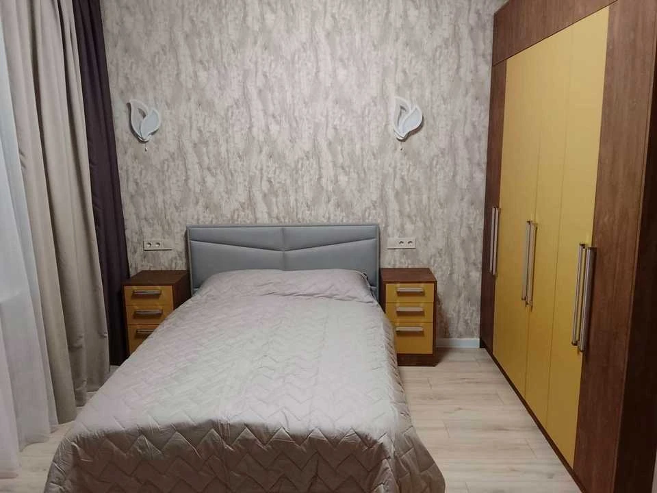 Apartment. Odesa, V. Fontanska st.