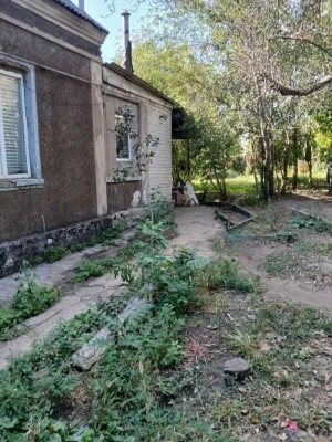 Продається будинок із земельною ділянкою 14 соток на вулиці Гвардійській