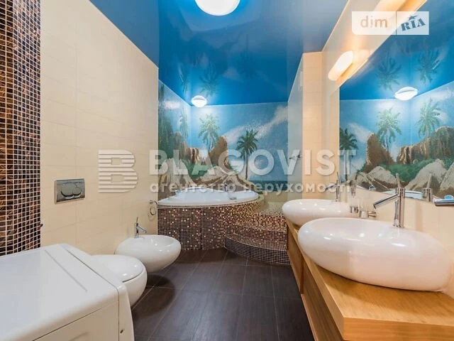 Sale of 3-room apartment 171.7 sq. m. on Sribnokilska 2A street • I