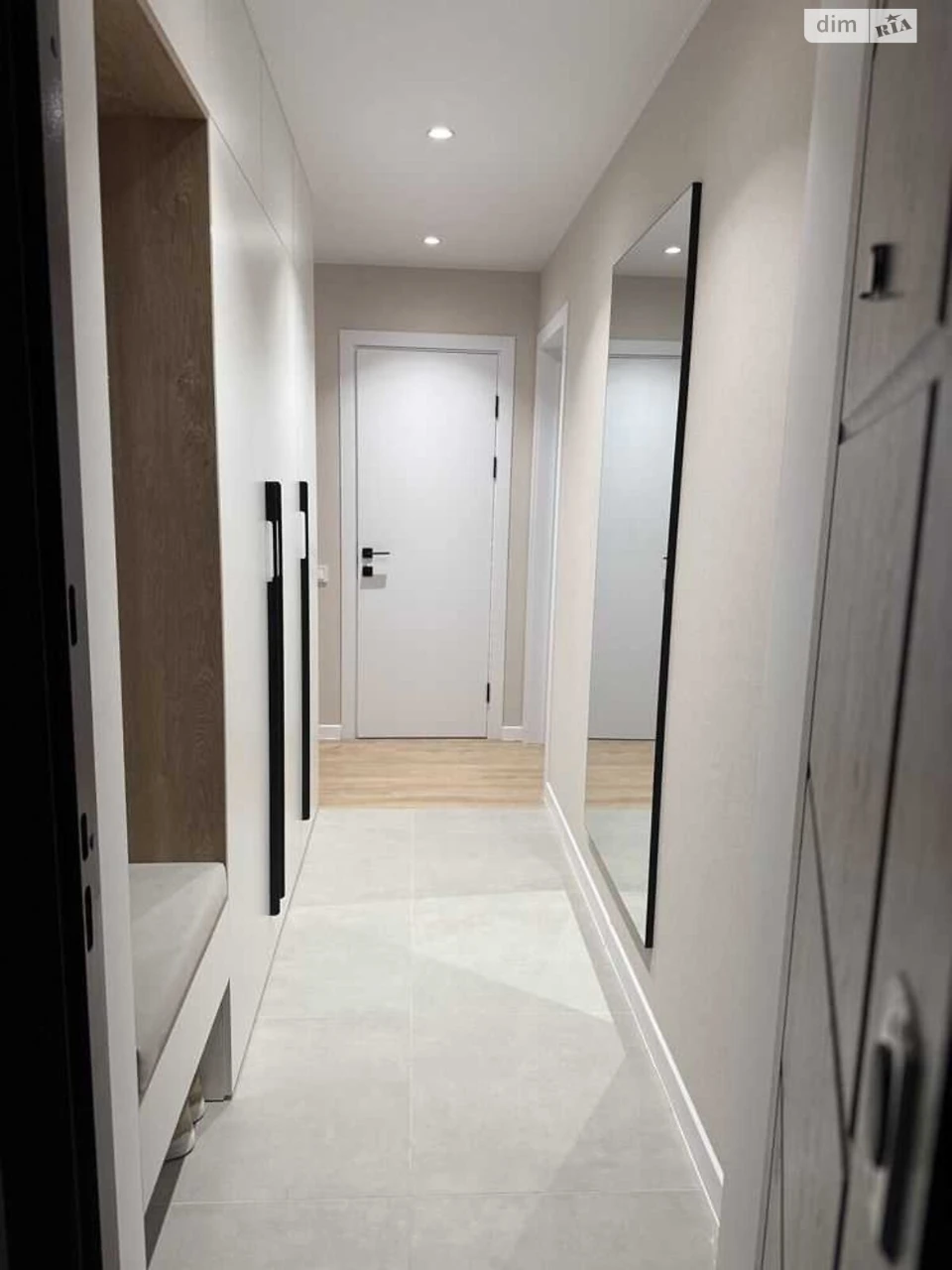 Long-Term Rental Apartment, Podil