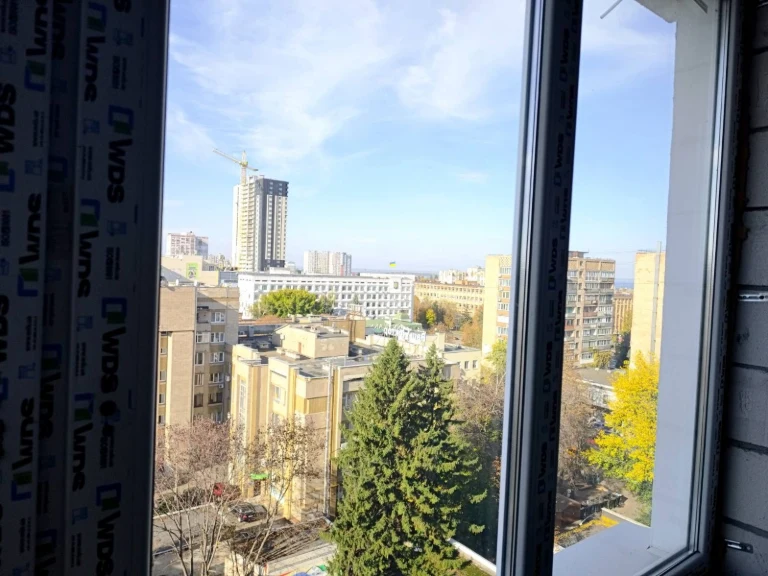 Продажа двухкомнатной квартиры в центре города
