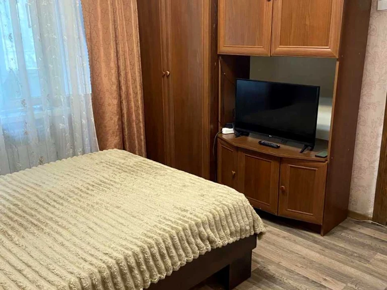 Apartment. Nikolayev, Central Prospect