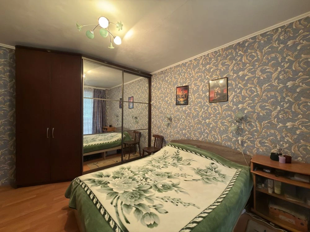 Продається 3-кімнатна квартира