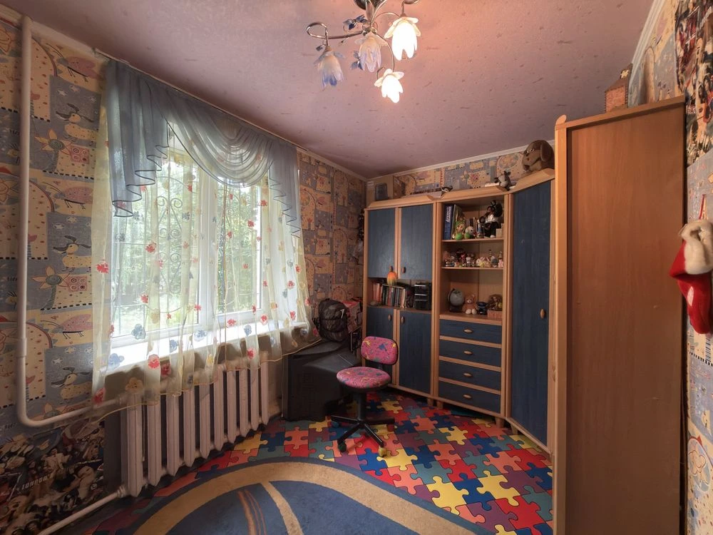 Продається 3-кімнатна квартира