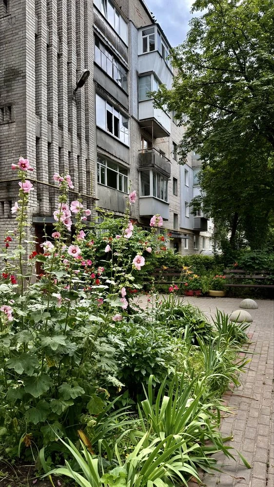 Продається 3-кімнатна квартира