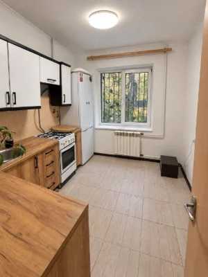 Продаж 2-кімнатної квартири на вул. Корольова