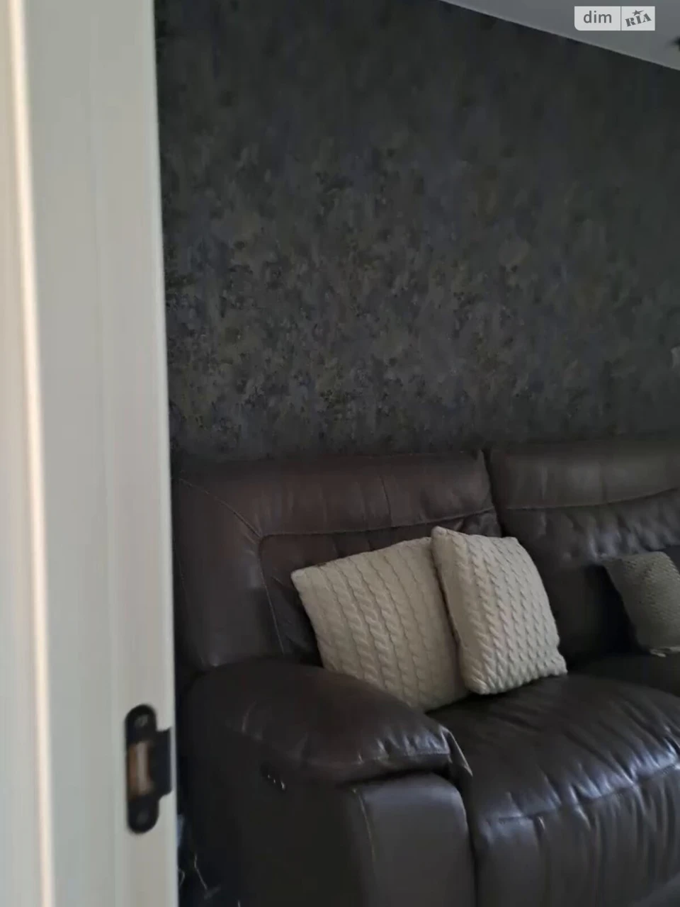 Long-Term Rental Apartment Obolonya