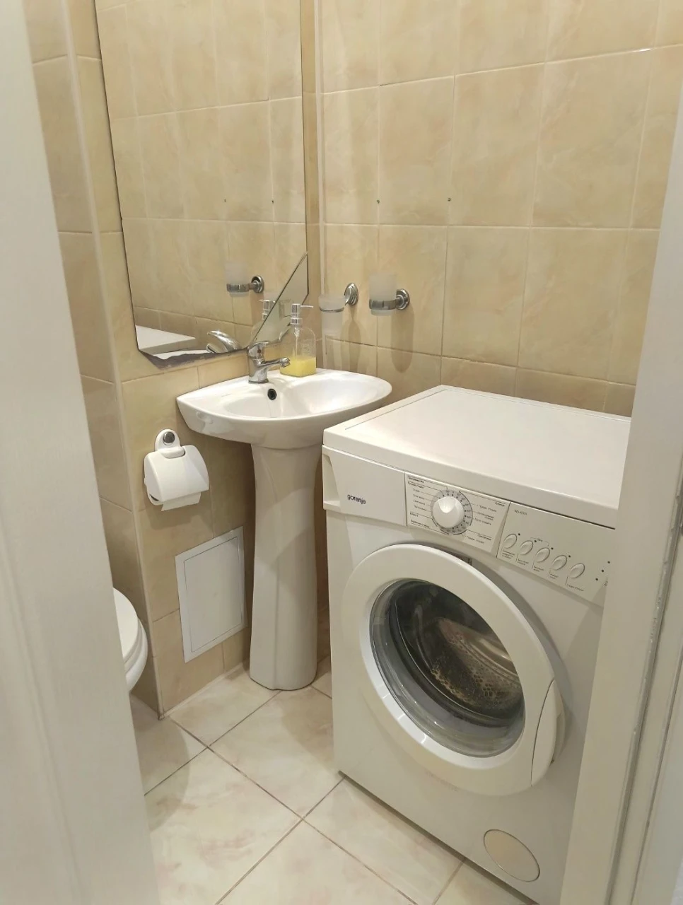 Sale of a 1-room apartment in the heart of the city. Red Square. With