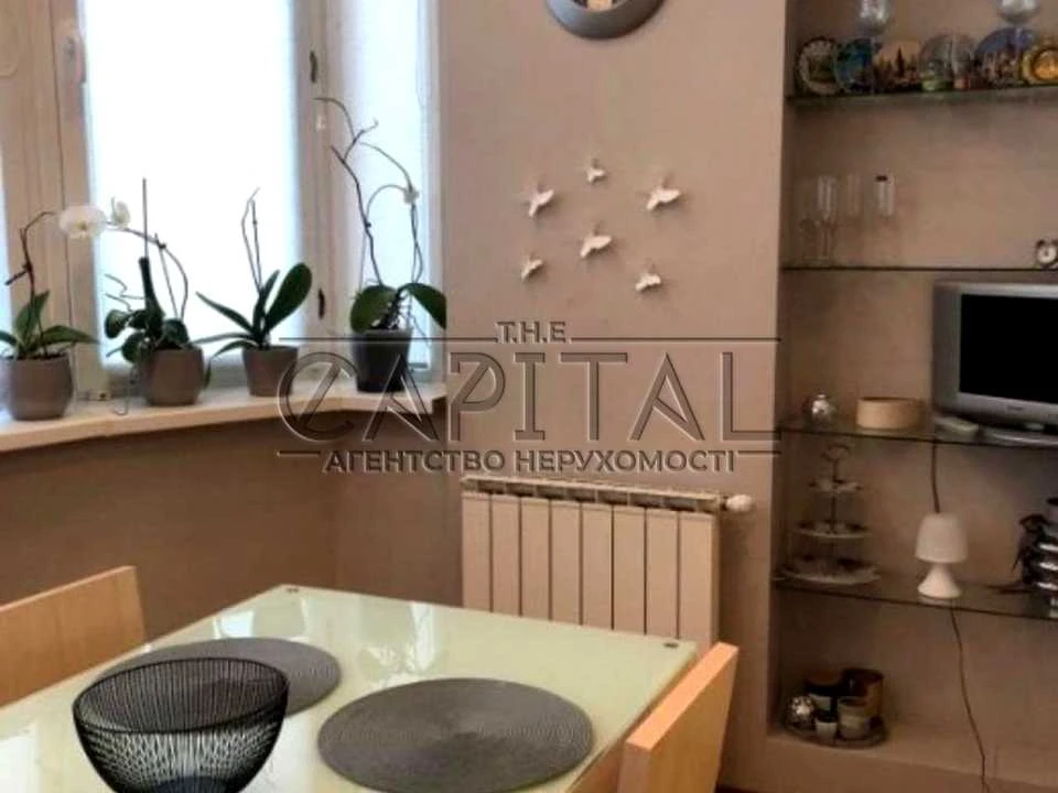 Apartment. Volodymyr Ivasyuk Street, Kyiv