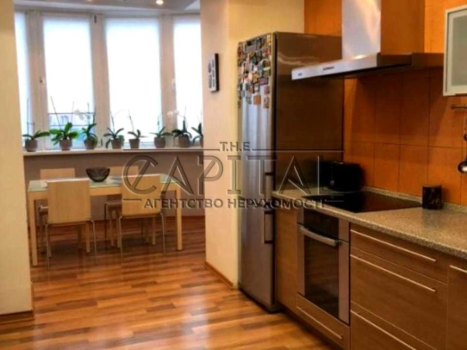 Apartment. Volodymyr Ivasyuk Street, Kyiv