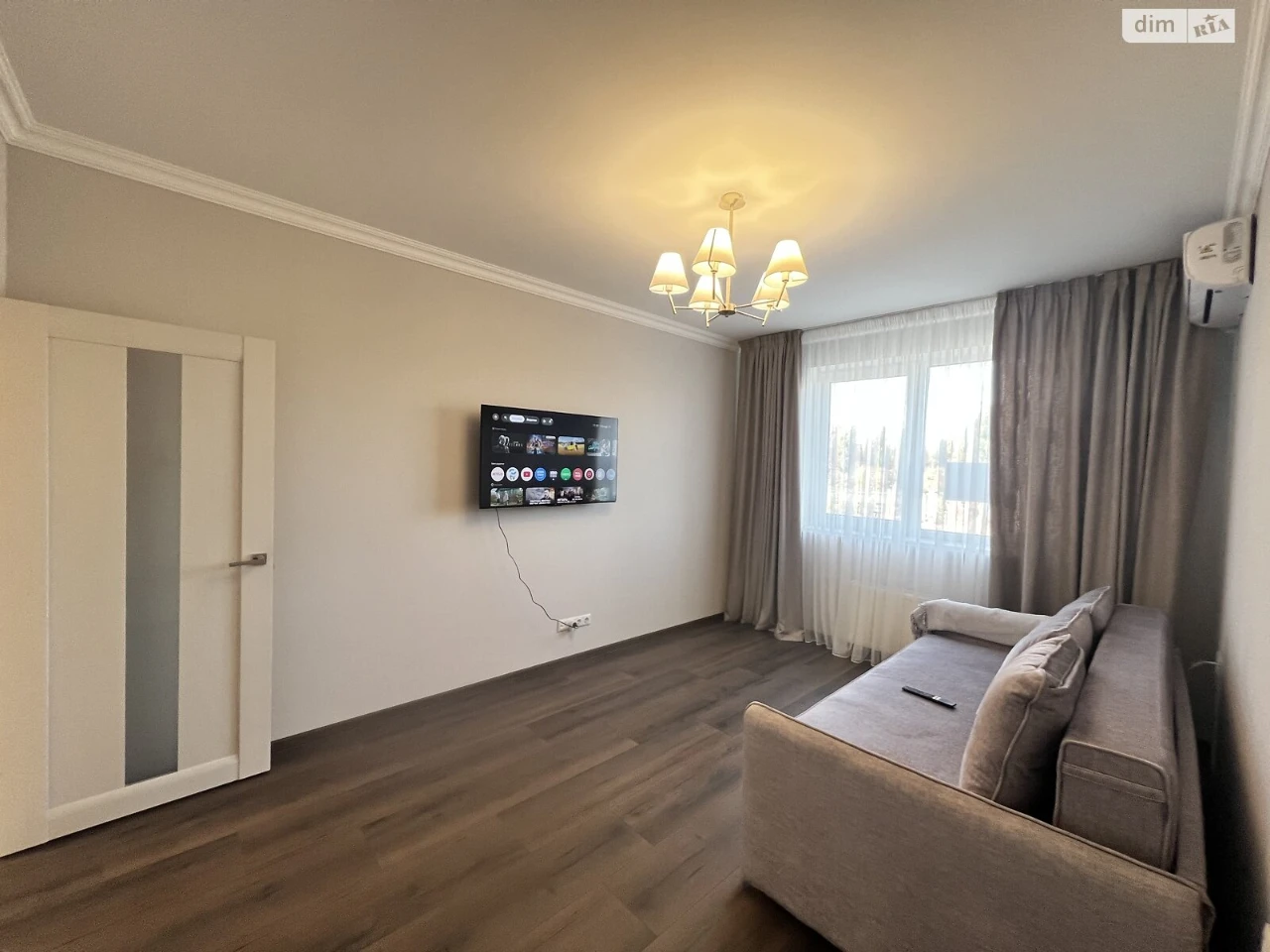 Long-Term Rental Apartment Podilsky