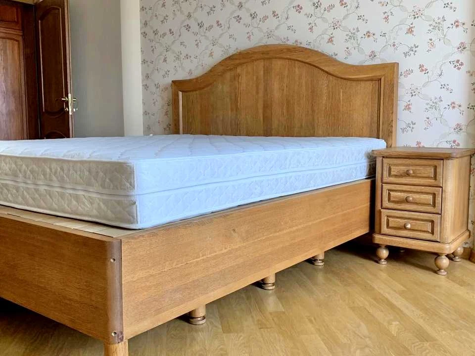 Квартира. Київ, Дніпровська набережна вул.
