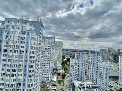 Квартира. Київ, Дніпровська набережна вул.