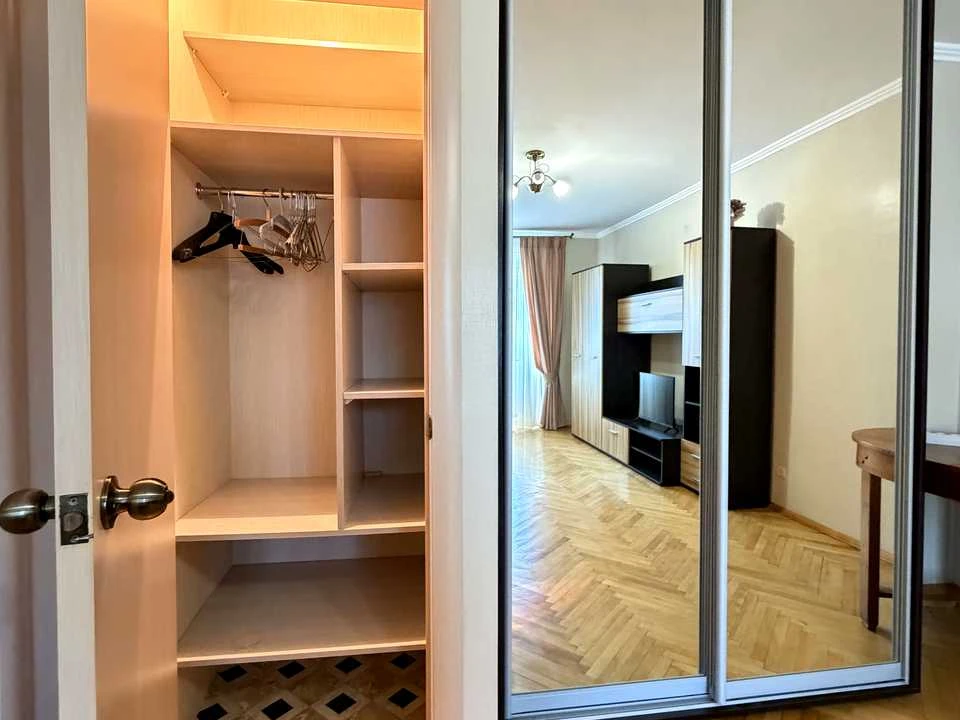 Apartment. Kyiv, Krakow Street