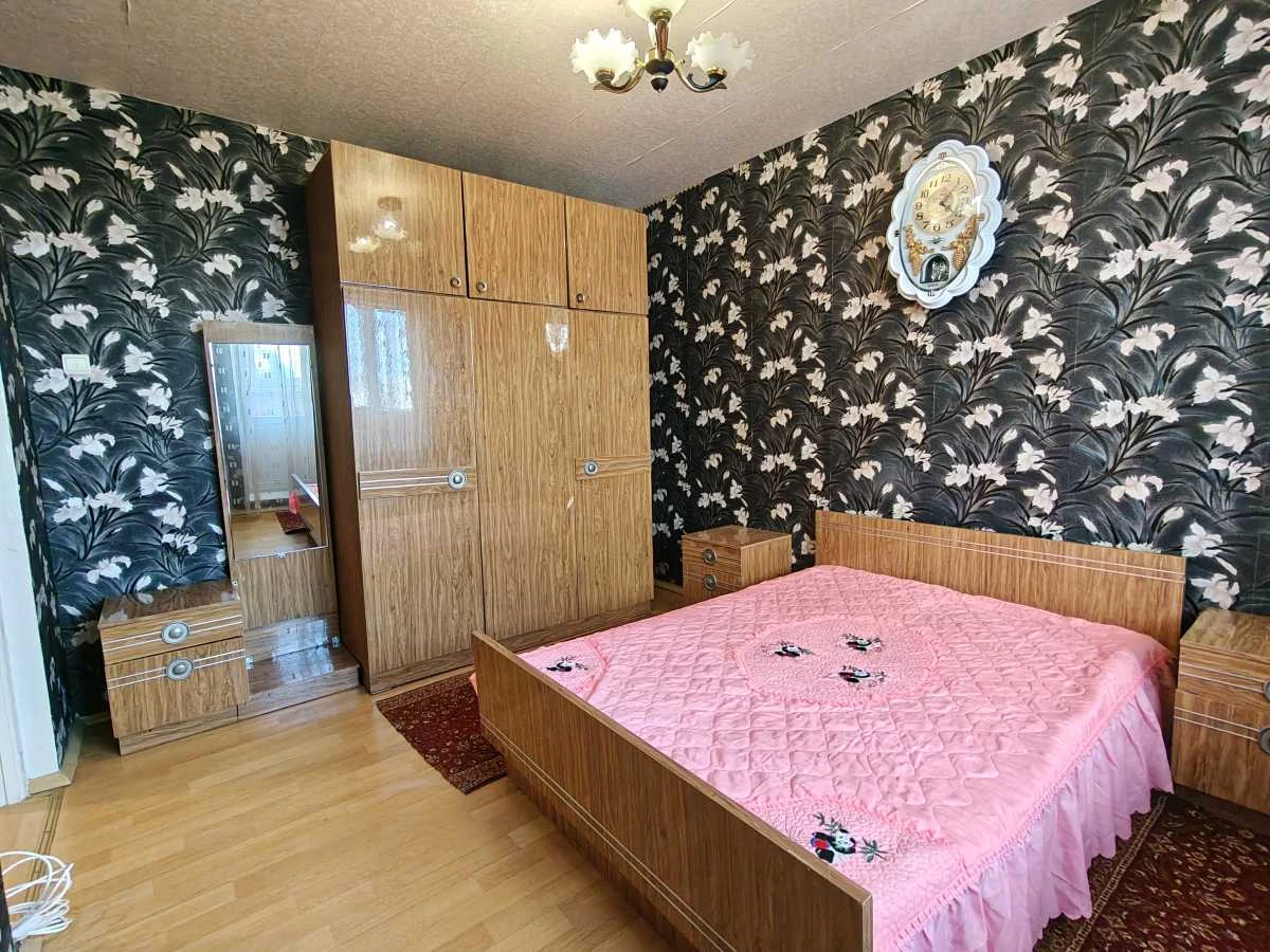 Здам трикімнатну квартиру (76 м²) у Києві, Дарницький район
