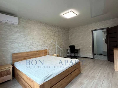 Apartment. Tyraspolskaya st., Kyiv