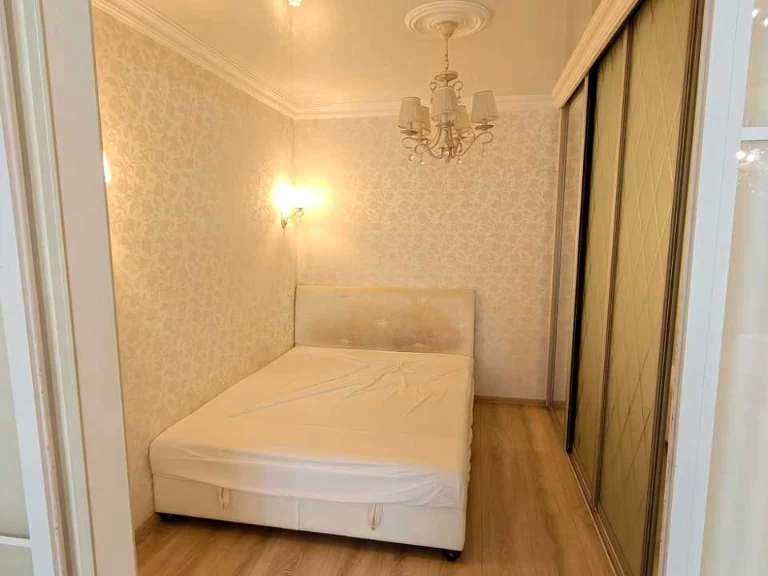 Apartment. Akademika Glushkova Prospect, Kyiv