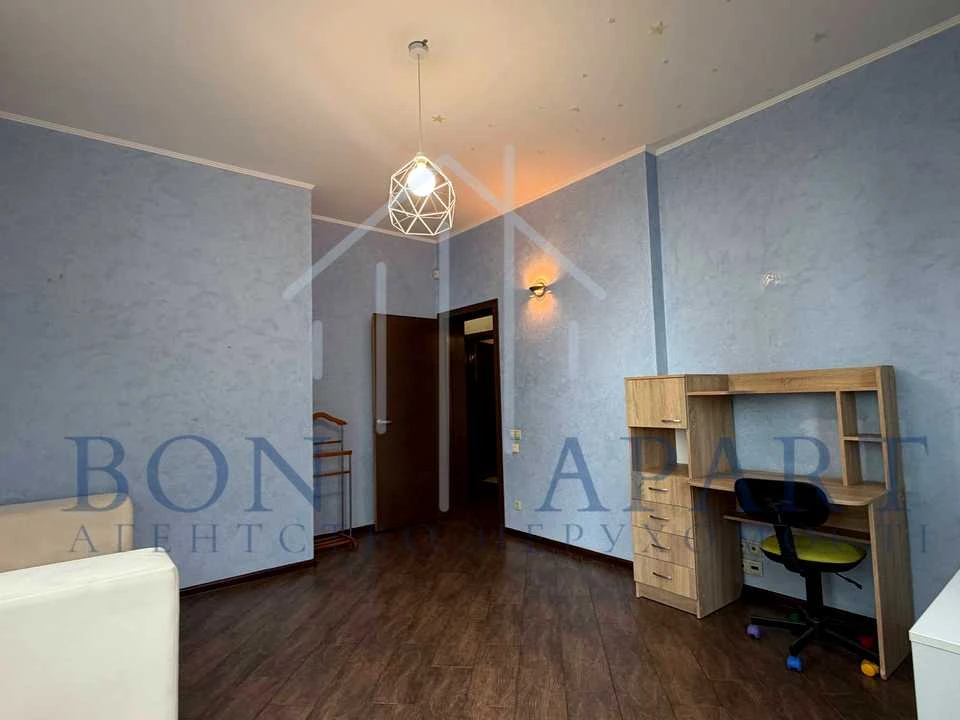 Apartment. Kyiv, Mokra Street