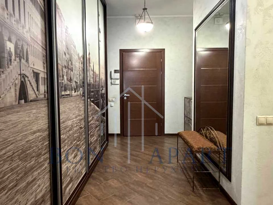 Apartment. Kyiv, Mokra Street