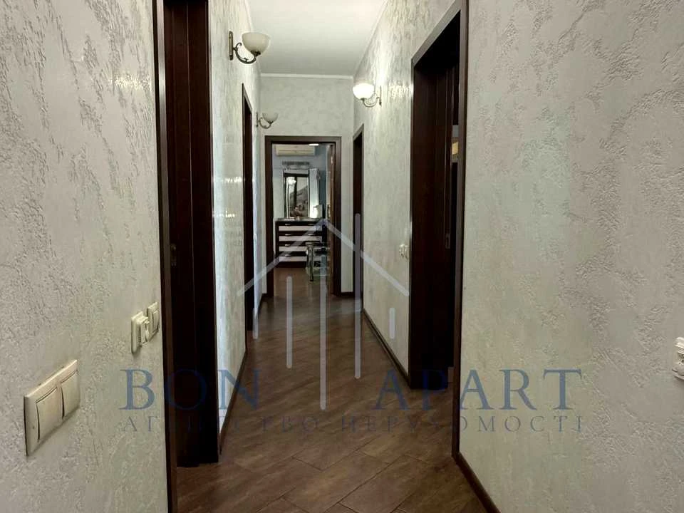 Apartment. Kyiv, Mokra Street