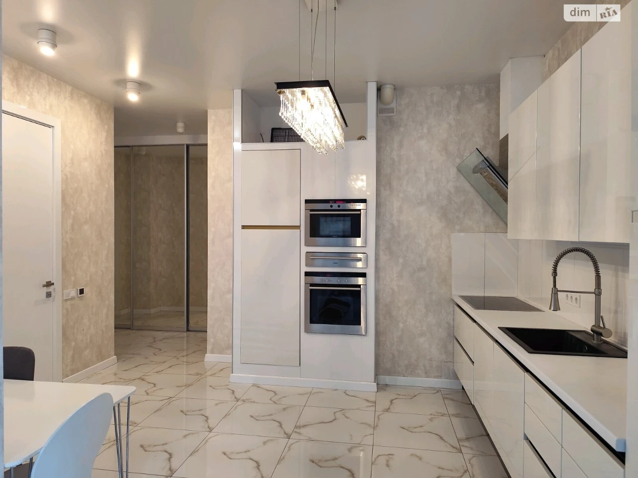 Long-Term Rental Apartment, Chorna Hora