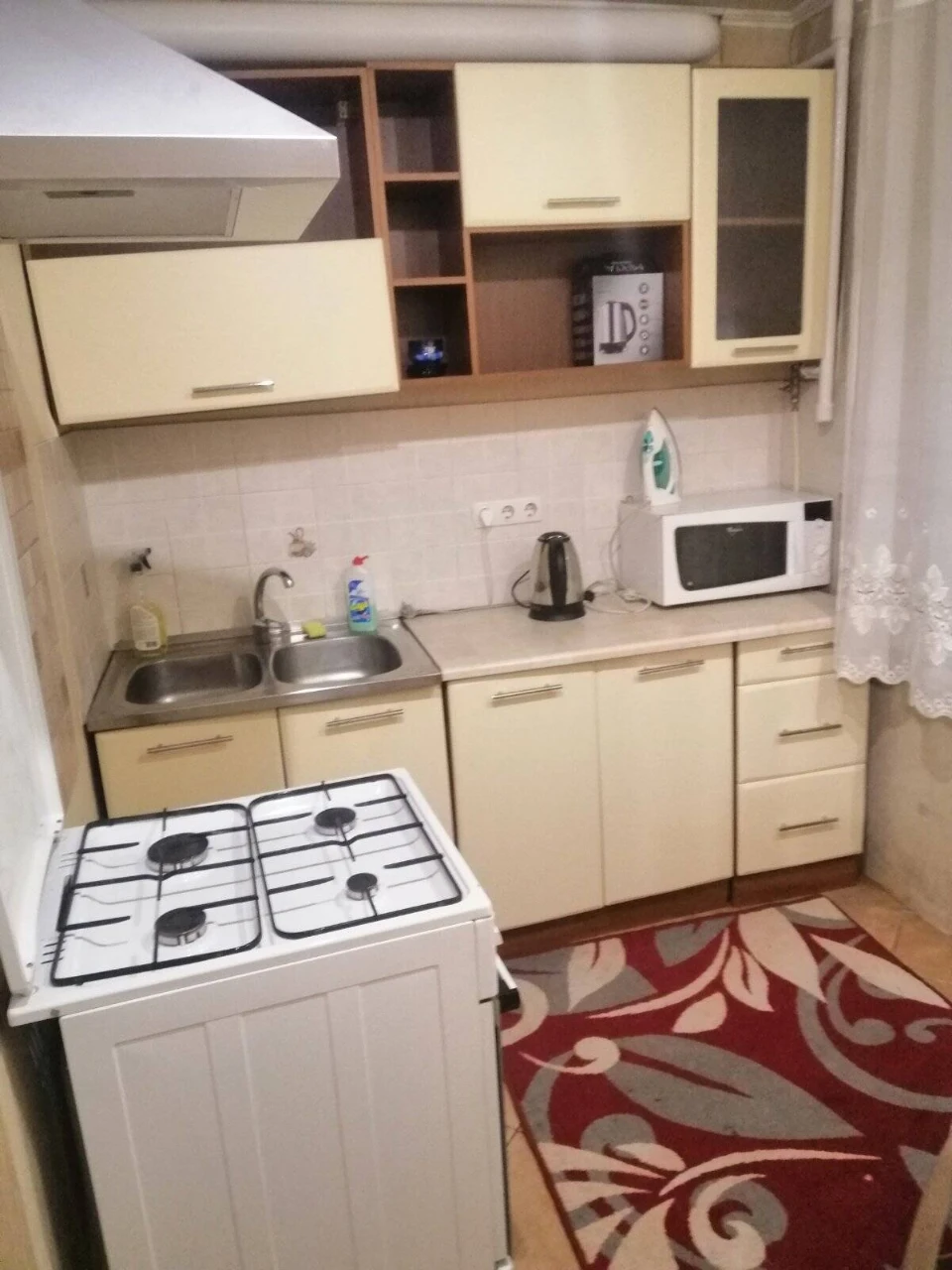 Rent 1-bedroom apartment on Darnychyna Square. (Chuprynsky Street)