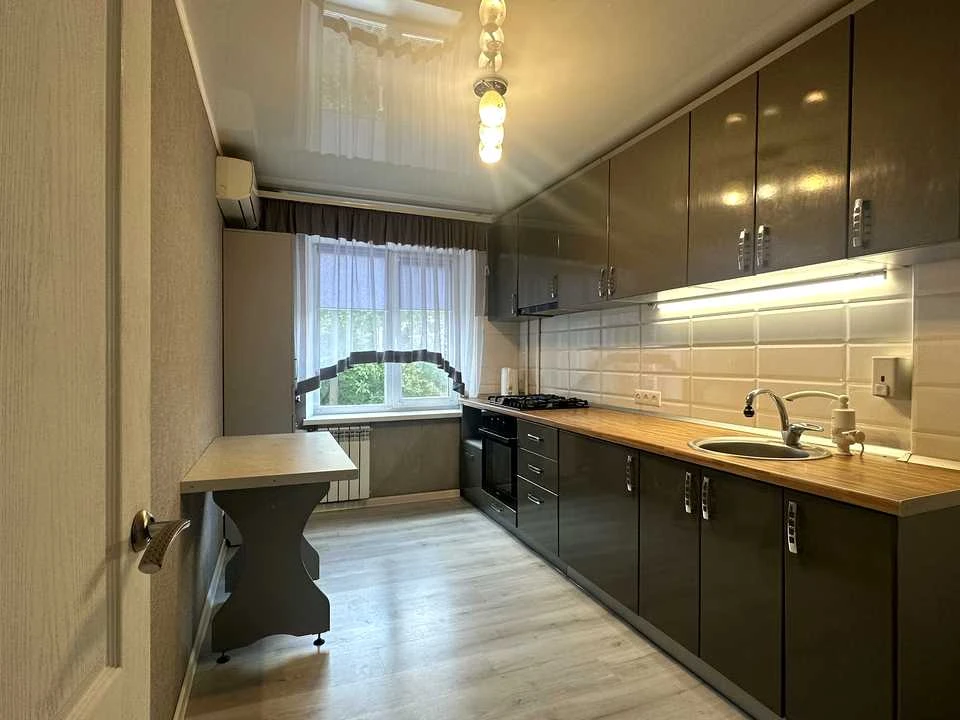Apartment. Zaporizhzhia, Peremohy st.