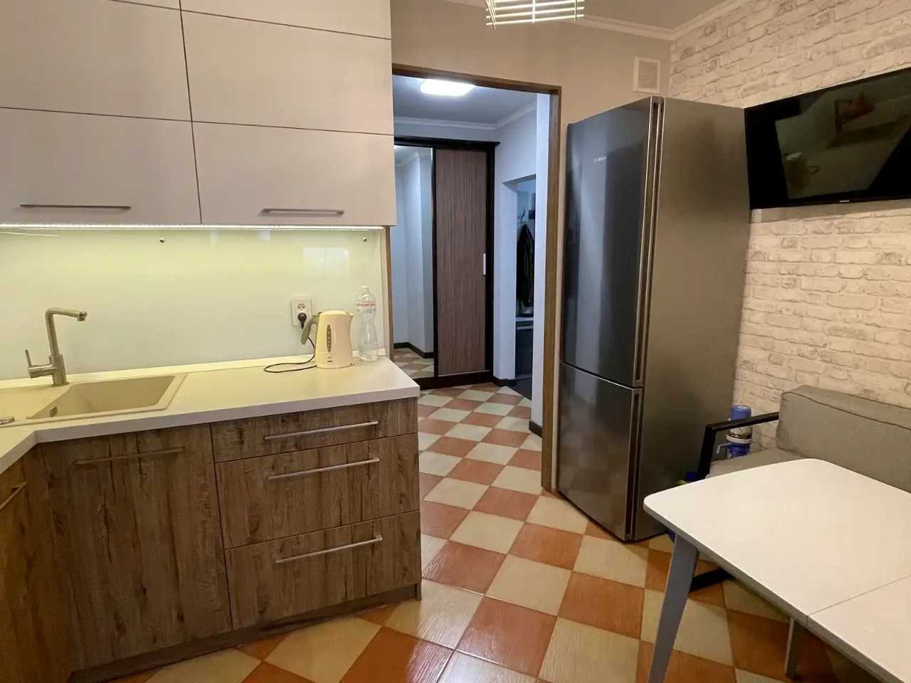 Rent 2-room apartment 55 m², 10th/16th floor.