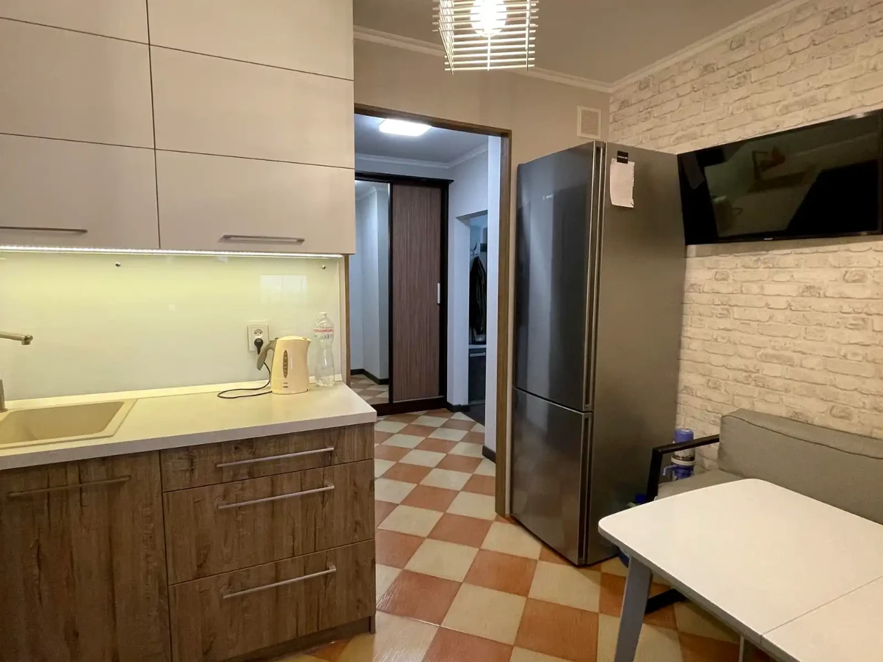Rent 2-room apartment 55 m², 10th/16th floor.