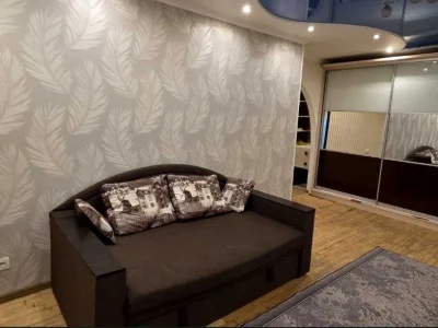 Apartment. Dnipro, Builders Avenue
