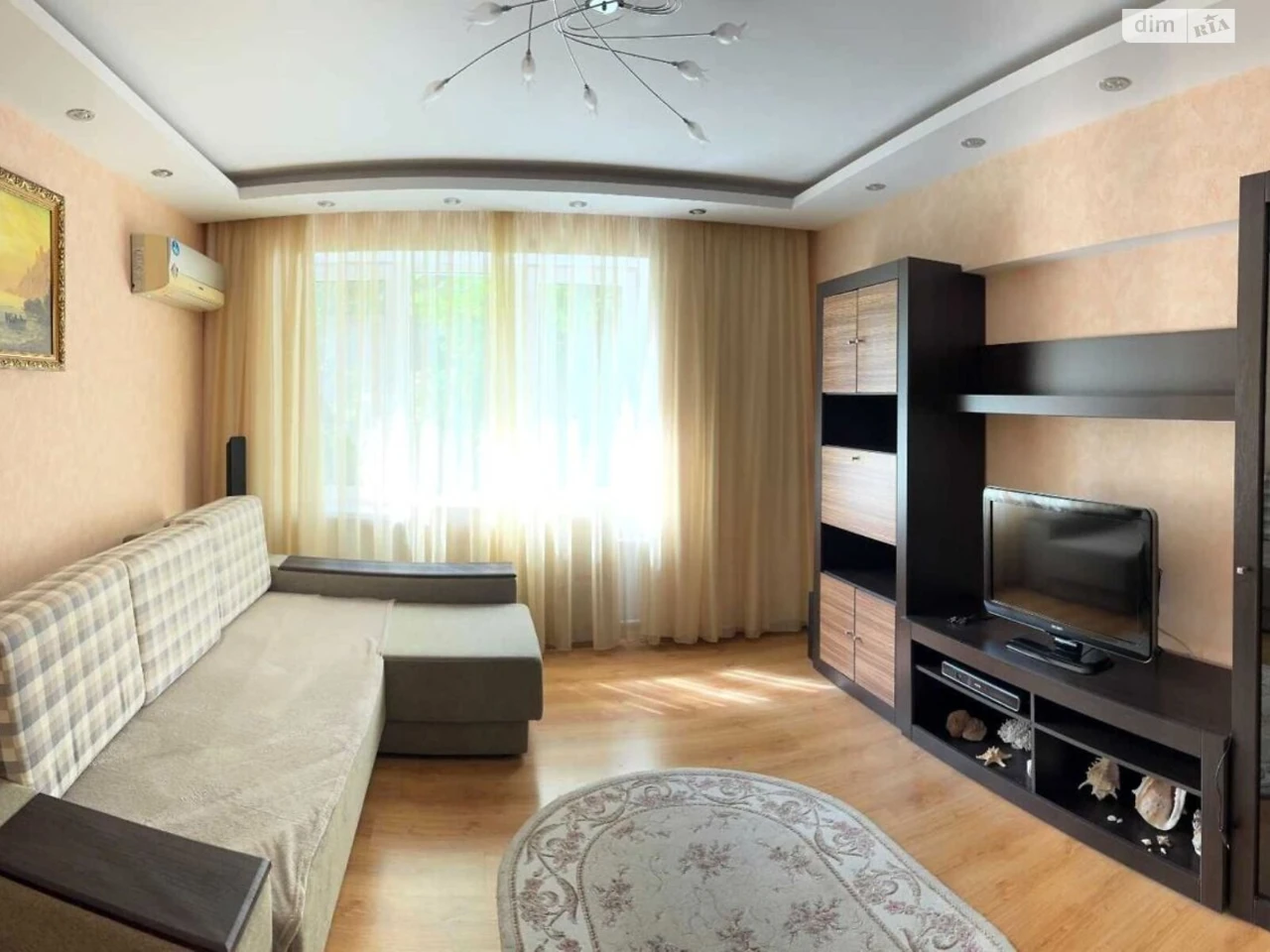 Long-Term Rental Apartment Prospect Polya