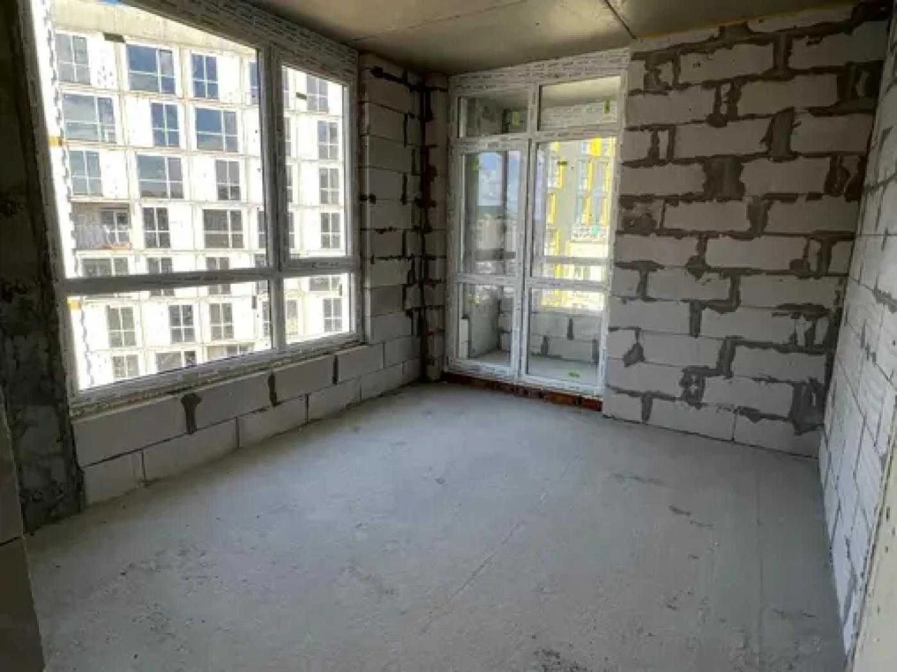 Sale of a 2-bedroom apartment on B. Hmelnitsky Street, Lychakiv