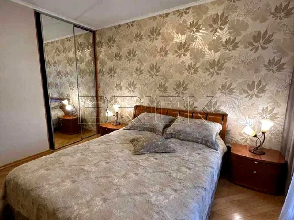 Apartment. Volodymyr Iasiuk Street, Kyiv
