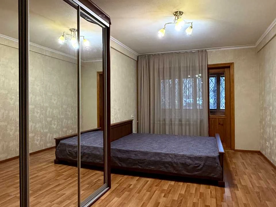 Квартира. Київ, Академіка Шалімова вул.
