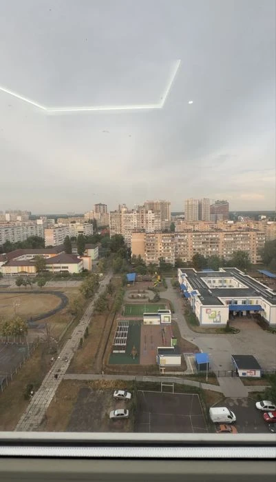 Продаж просторої 1-кімнатної квартири біля метро Харьківська