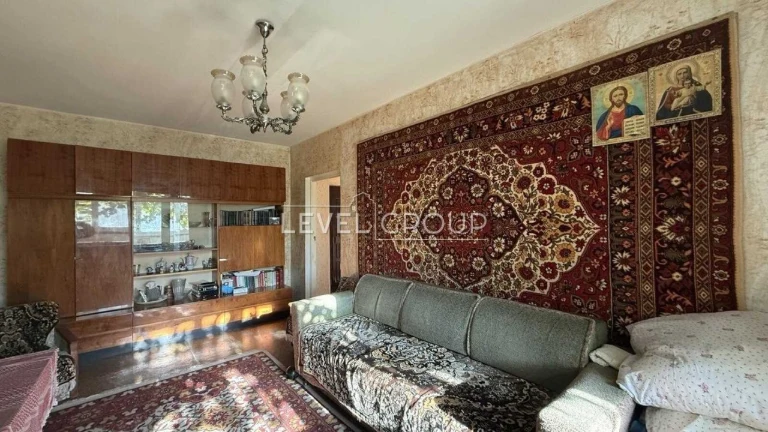 Продається 2-кімнатна квартира (55.1 м²) в Києві, Голосіївський