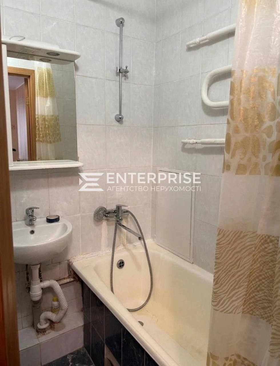 Продаж 2-кімнатної квартири, вул. Борщагівська, Солом'янський