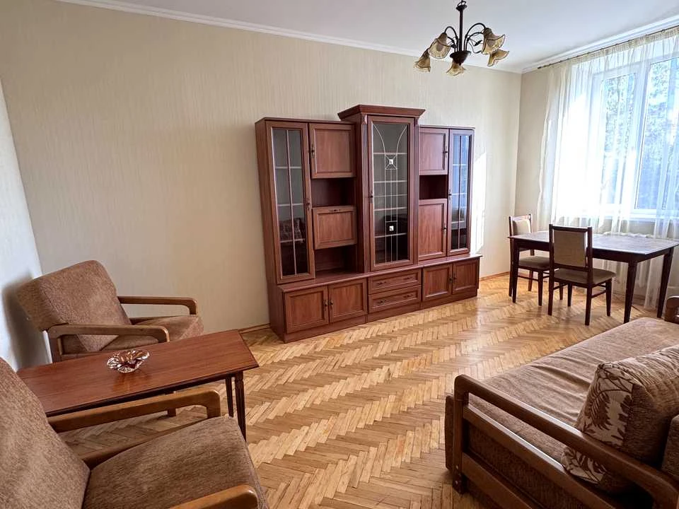 Квартира. Київ, Новодарницька вулиця