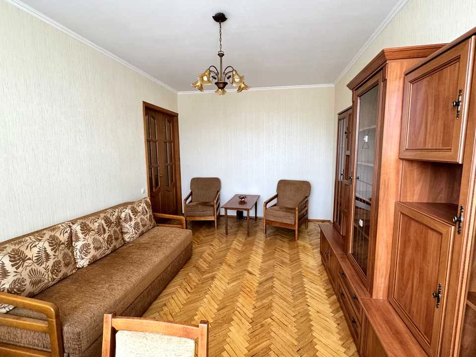 Квартира. Київ, Новодарницька вулиця