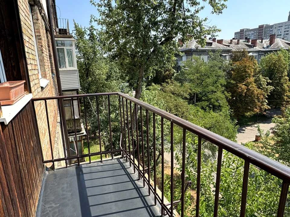 Квартира. Київ, Новодарницька вулиця