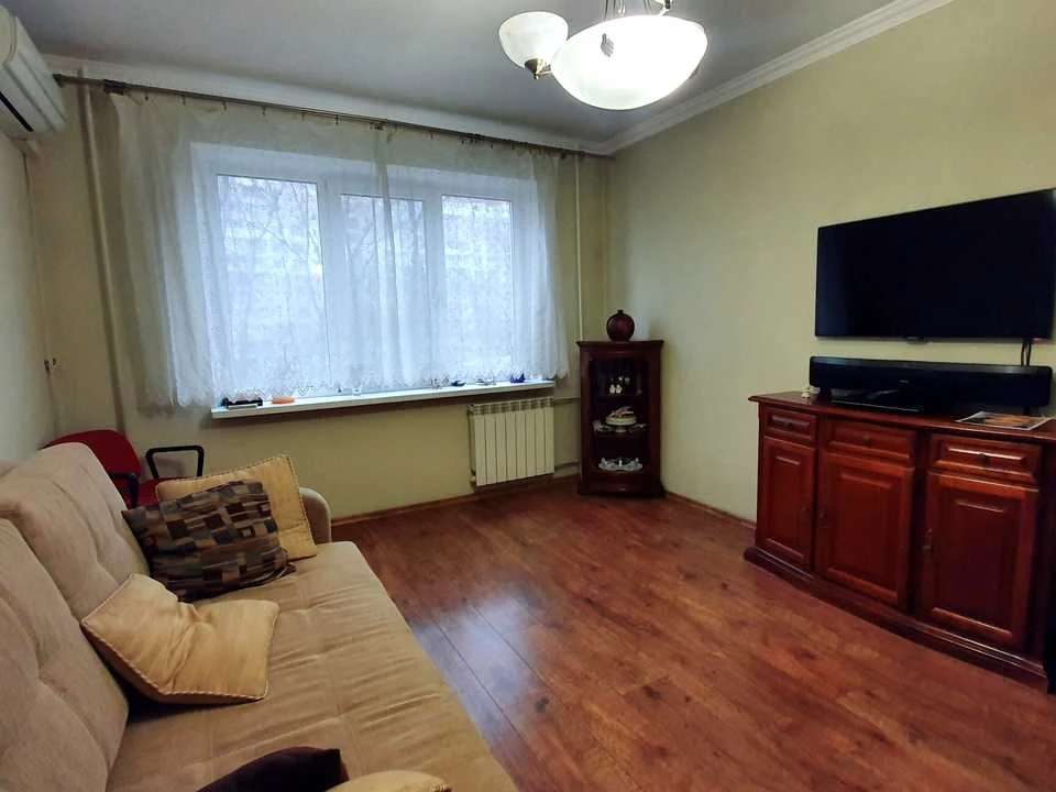 Квартира. Микола Закревського, 13, Деснянський район, Київ